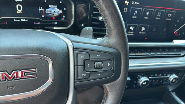 Used 2022 Silver GMC SLT image 24