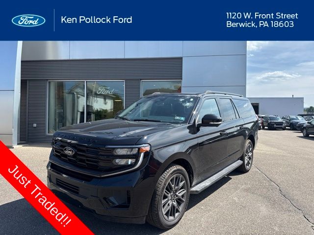 Black Metallic 2026 Ford Expedition SUV / Crossover Four-Wheel Drive Automatic