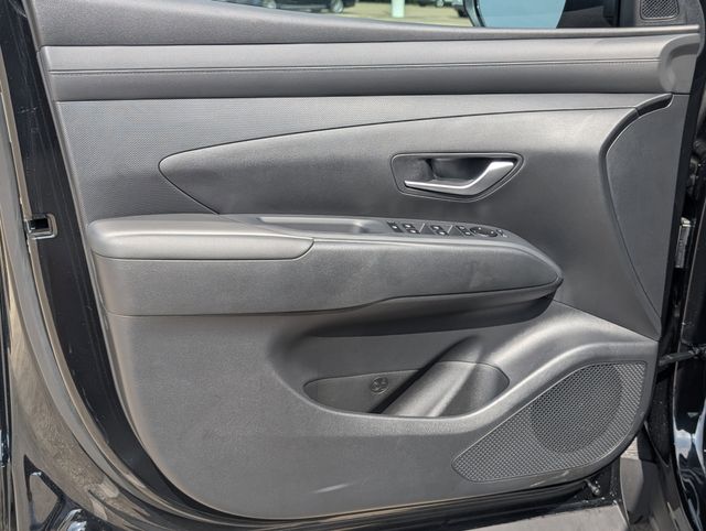 New 2026 Black Hyundai SE image 10