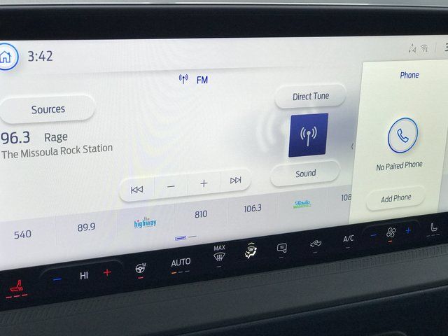 New 2025 Beige Ford XLT image 11