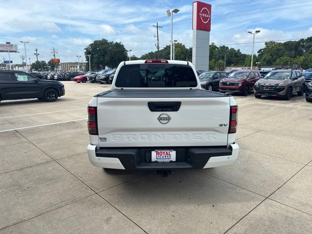 2024 Nissan Frontier SV - 5