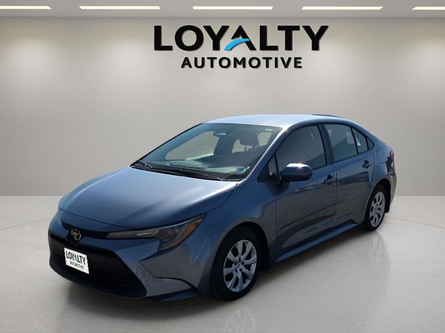 2025 Toyota Corolla LE CVT's photo