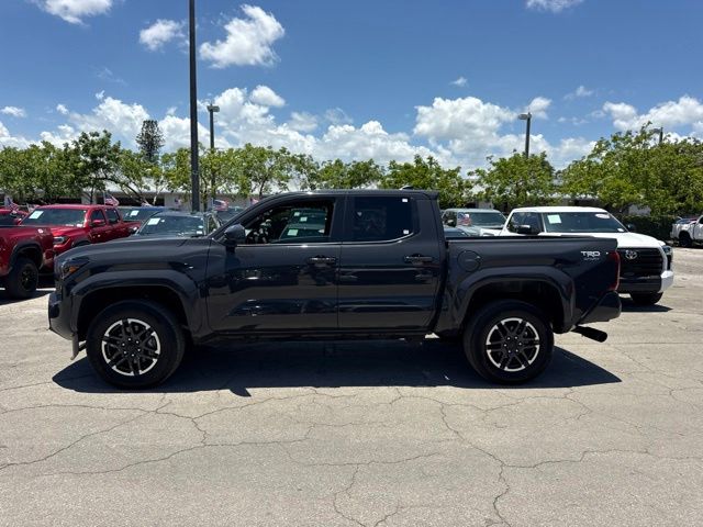 2025 Toyota Tacoma TRD Sport - Photo 6