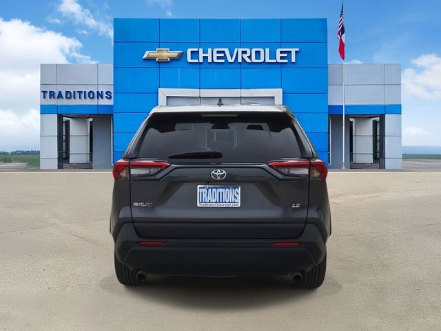 2022 Toyota RAV4 LE - 7