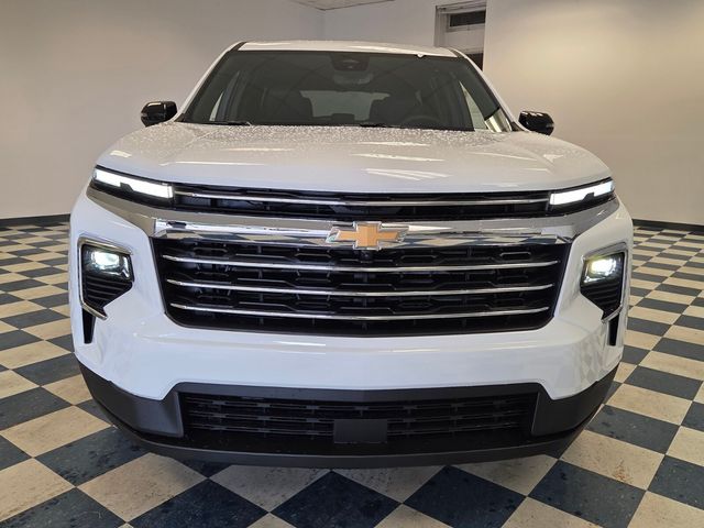 New 2027 White Chevrolet LT image 2