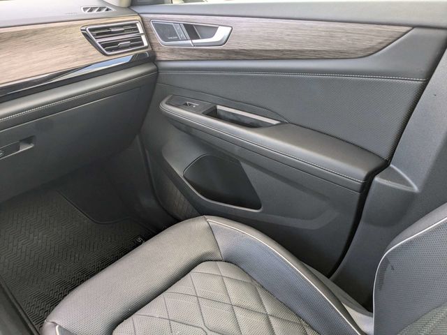 Used 2025 Volkswagen Atlas SUV