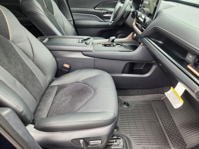 2026 Toyota Grand Highlander Hybrid MAX Platinum  at Gullo Toyota