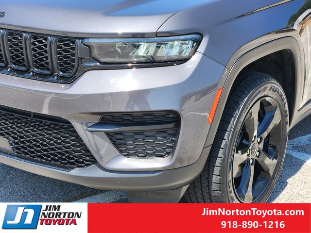 Used 2023 Jeep Grand Cherokee SUV