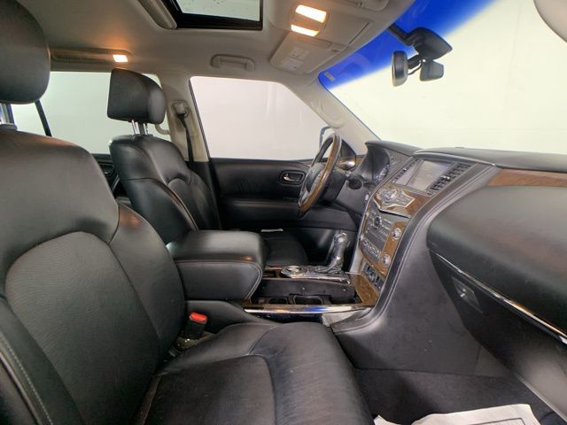 2016 INFINITI QX80 5.6L V8 34