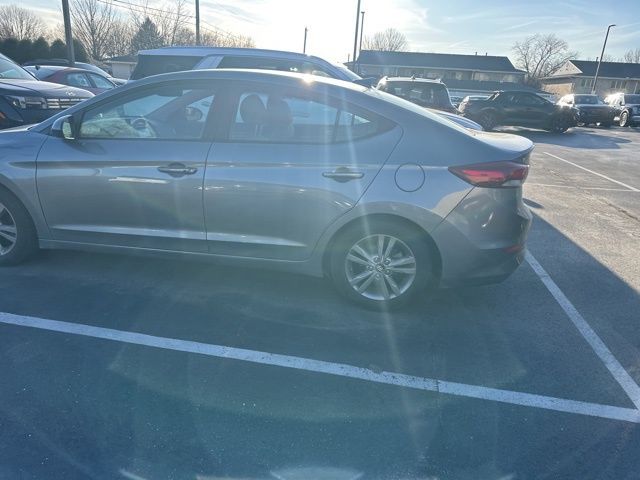 Used 2018 Gray Hyundai Value Edition image 10
