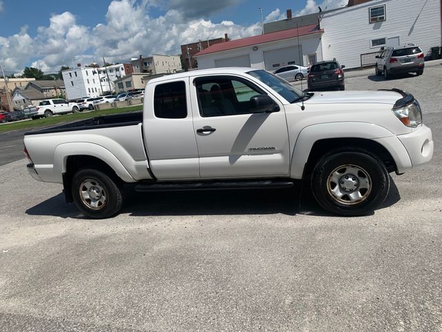 Used 2011 Toyota Tacoma Truck