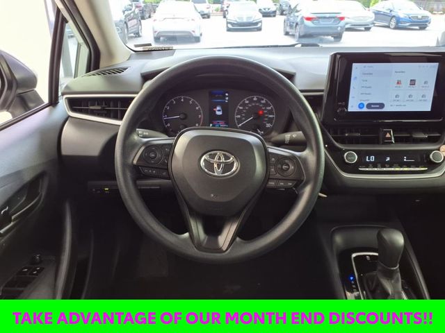 2023 Toyota Corolla LE photo