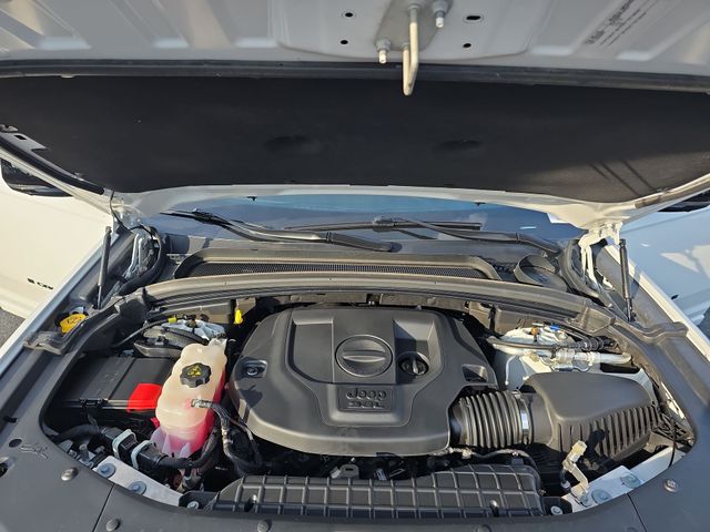 Used 2023 White Jeep Summit image 33