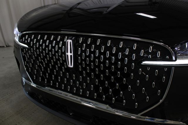 New 2026 Black Lincoln Reserve image 33