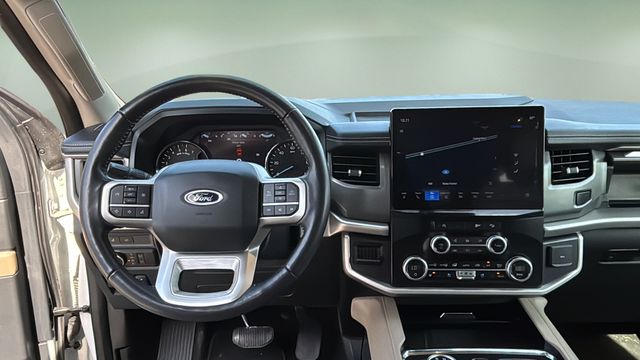 Used 2024 White Ford XLT image 9