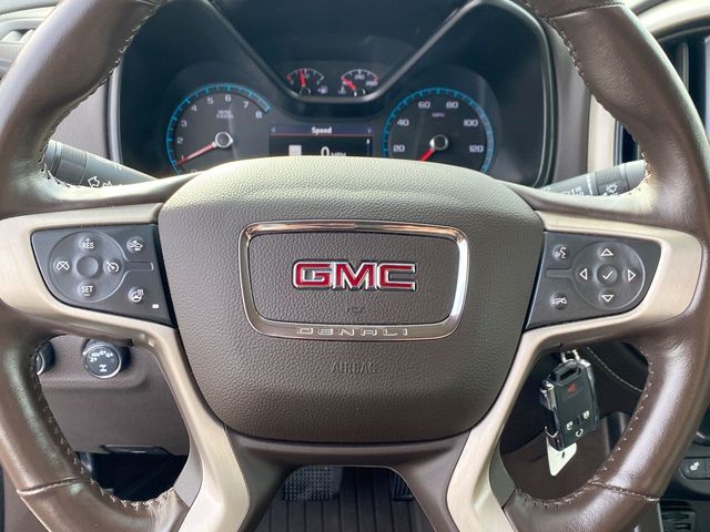 2022 GMC Canyon Denali 11