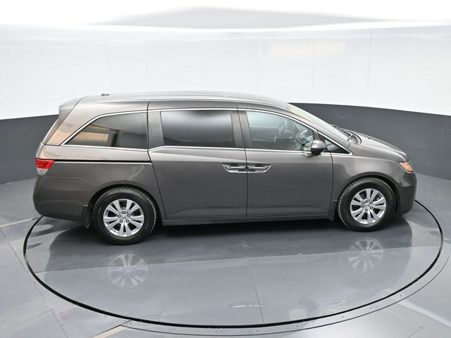 2016 Honda Odyssey SE 30