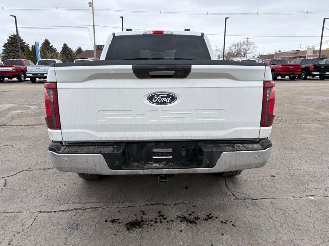 View vehicle photo 4