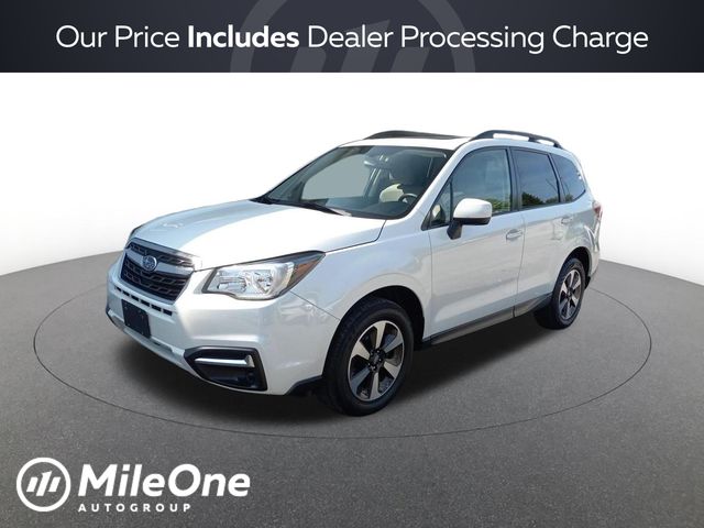 Crystal White Pearl 2018 Subaru Forester SUV / Crossover All-Wheel Drive 6-Speed Manual