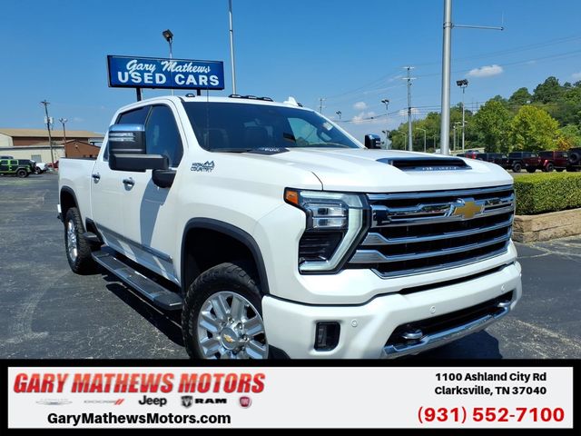 Pearl 2025 Chevrolet Silverado 2500HD Pickup Truck Four-Wheel Drive Automatic
