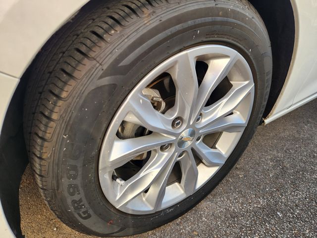 2024 Chevrolet Malibu LT White at Baytown Hyundai