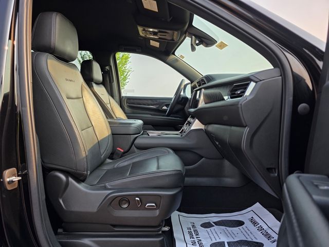 2022 GMC Yukon XL 4WD Denali