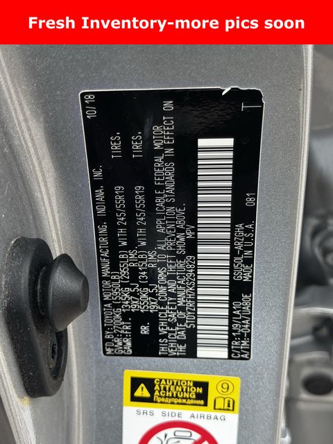 2019 Toyota Highlander Limited Platinum Silver at River Oaks CDJR