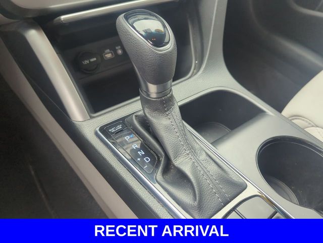 2015 Hyundai Sonata SE photo