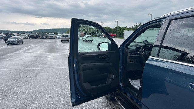 New 2026 Chevrolet Suburban SUV