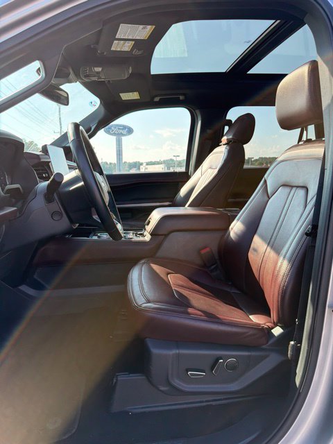 Used 2024 Silver Ford Limited image 10