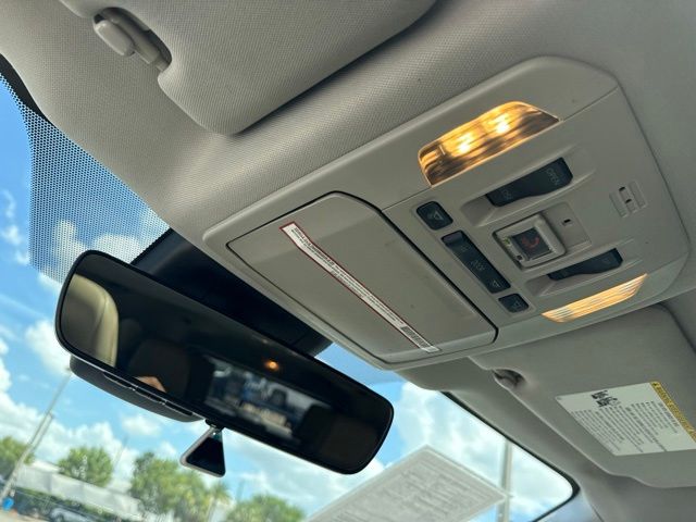 2021 Toyota Highlander - $30,088