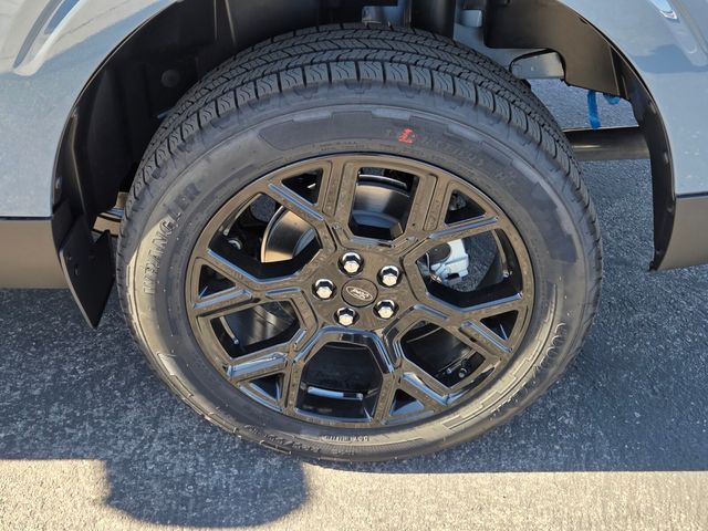 New 2026 Ford Maverick Lariat 4D Crew Cab