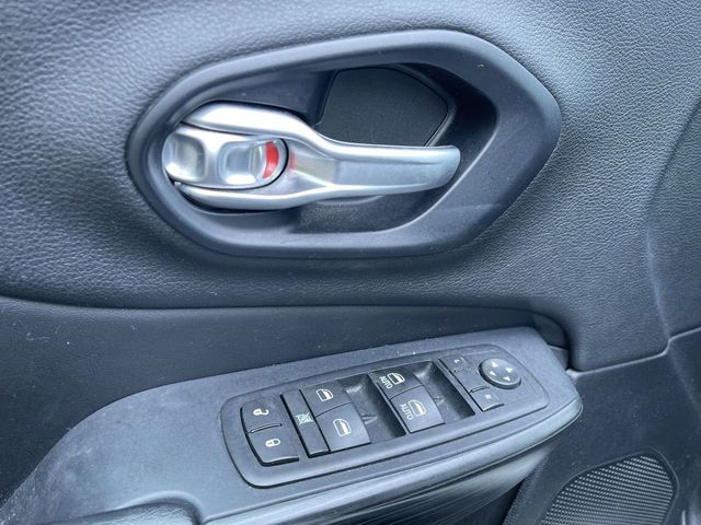 Used 2016 Jeep Cherokee For Sale in New Hudson, MI