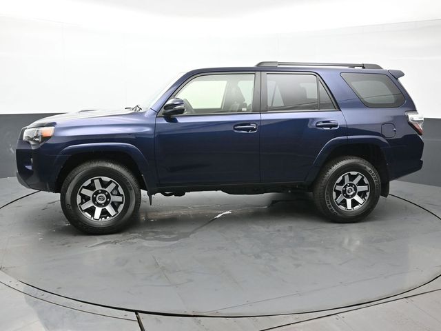 2024 Toyota 4Runner TRD Off-Road Premium 2