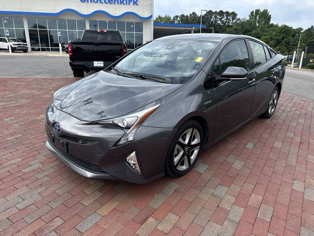 2017 Toyota Prius Four's photo