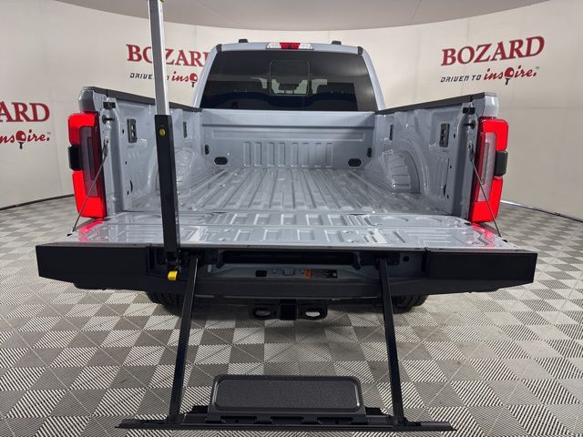 2025 Glacier Gray Metallic TriCoat Ford Super Duty F-350 SRW Platinum 4X4 Truck