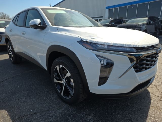 2026 Chevrolet Trax RS with 1RS FWD