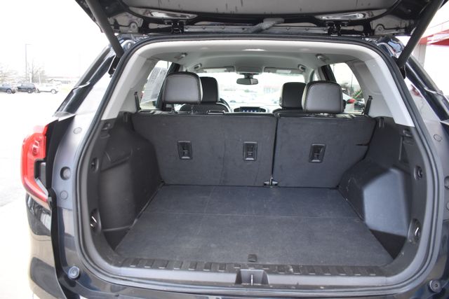 Used 2024 GMC Terrain SUV