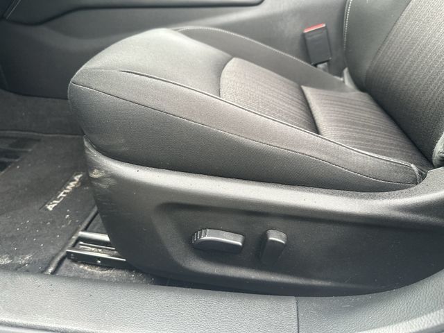 2023 Nissan Altima 2.5 SV White at Carlisle Cadillac Buick GMC