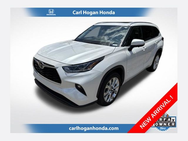  2023 Toyota Highlander Limited FWD   