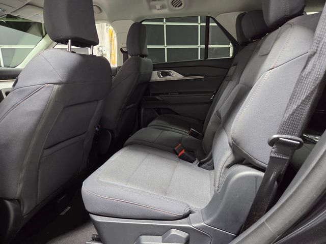 Used 2025 Ford Explorer SUV