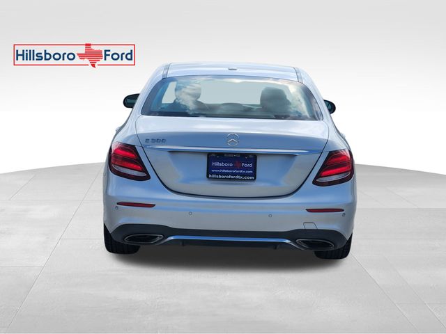 2017 Iridium Silver Metallic Mercedes-Benz E-Class E 300 RWD Sedan