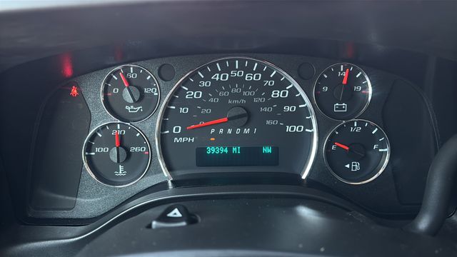 Used 2025 White Chevrolet Work Van image 13