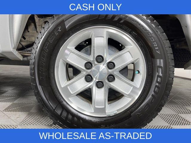 2010 Sheer Silver Metallic GMC Sierra 1500 SLE RWD Truck