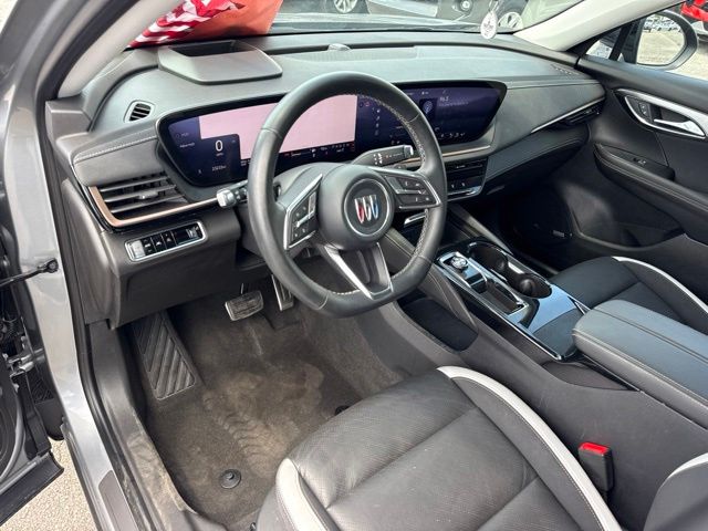 Used 2025 Buick Envision SUV