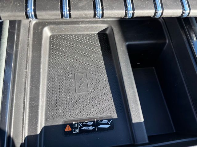 2026 GMC Acadia AT4 AWD