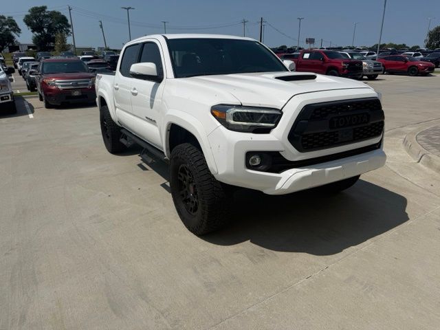 Super White 2021 Toyota Tacoma Pickup Truck Four-Wheel Drive 6-Speed Automatic