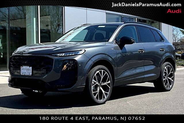 Daytona Gray Pearl Effect 2026 Audi Q3 quattro S Line TFSI SUV / Crossover All-Wheel Drive 7-Speed Automatic