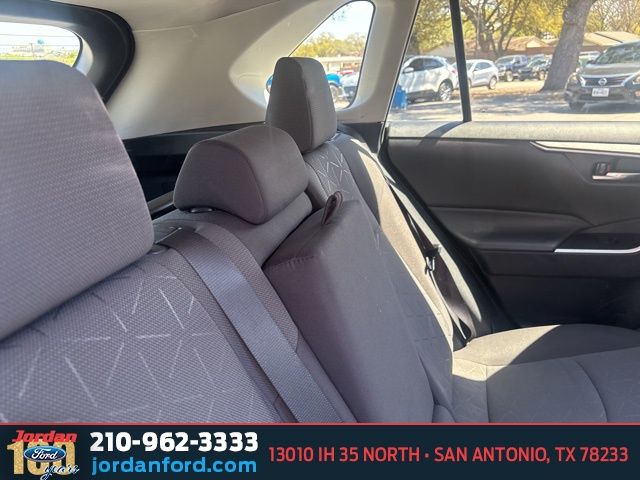 Used Car 2021 Toyota Rav4  Xle For Sale Under $25,000 In San Antonio, Texas