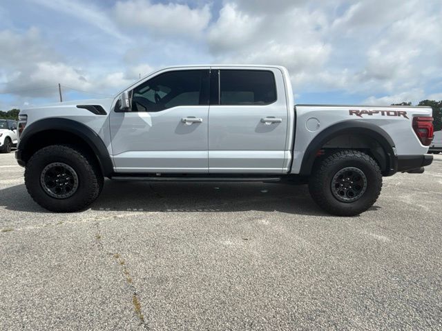 2025 Ford F-150 Raptor:B02492